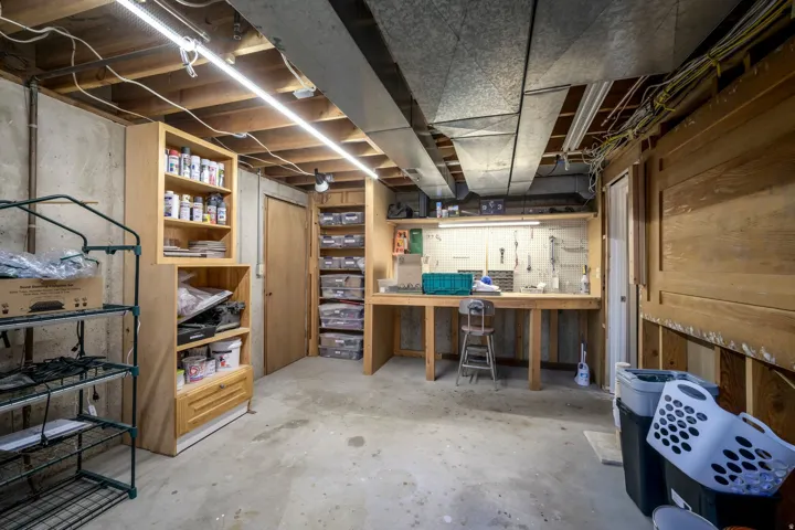 Workbench area and Cold Storage