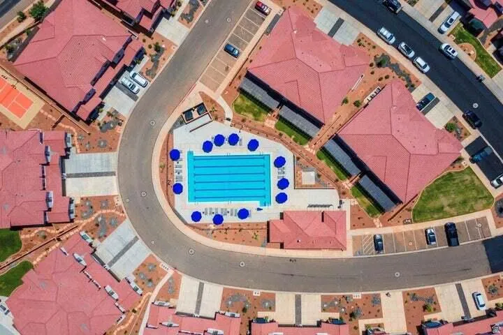 HOA Pool
