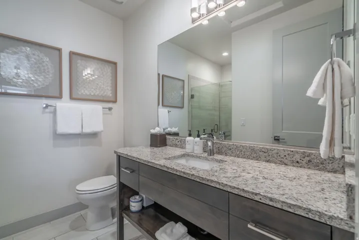 Bedroom 5 Ensuite