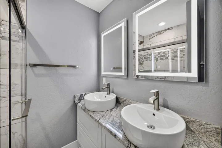 3173 E Barnhill Bay, Cottonwood Heights, Utah 84121
