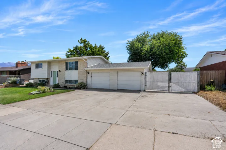 Extra-long, gated RV parking with room for an RV, boat, trailer or additional vehicles.