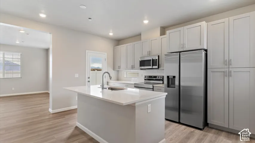 123 N Provo River Rd, Saratoga Springs, Utah 84045