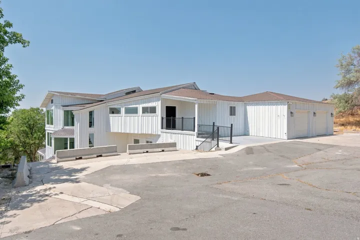 Modern architectural design with white vertical siding