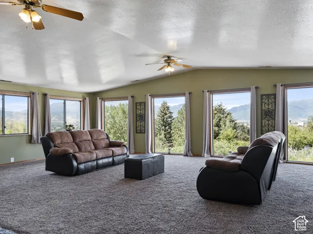 9145 E Kelly Dr, Huntsville, Utah 84317