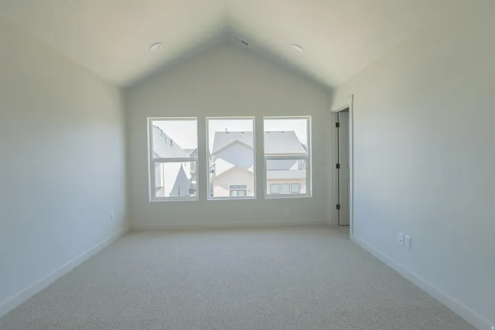 Vaulted ceiling with recessed lighting