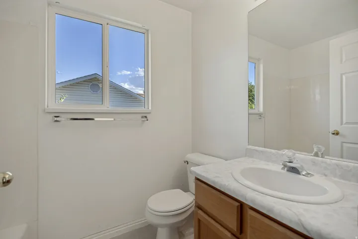 7481 S Red Heather Ln, West Jordan, Utah 84084