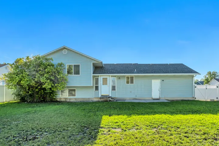 7481 S Red Heather Ln, West Jordan, Utah 84084