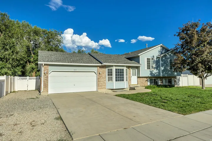 7481 S Red Heather Ln, West Jordan, Utah 84084