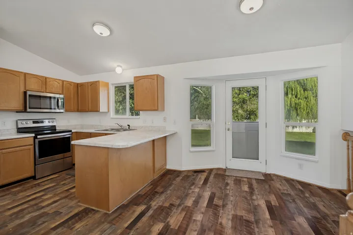 7481 S Red Heather Ln, West Jordan, Utah 84084