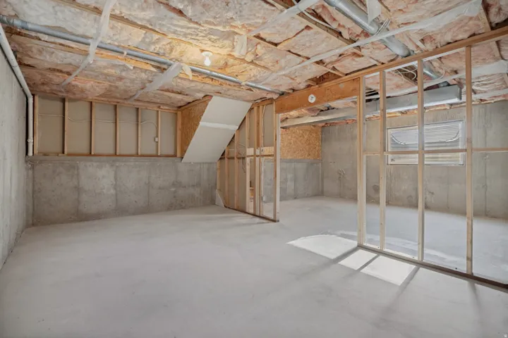 7481 S Red Heather Ln, West Jordan, Utah 84084