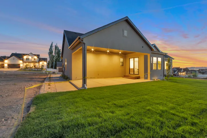 136 W Summerhill Ln, Centerville, Utah 84014