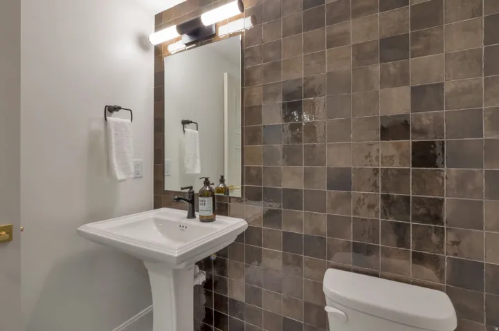 136 W Summerhill Ln, Centerville, Utah 84014
