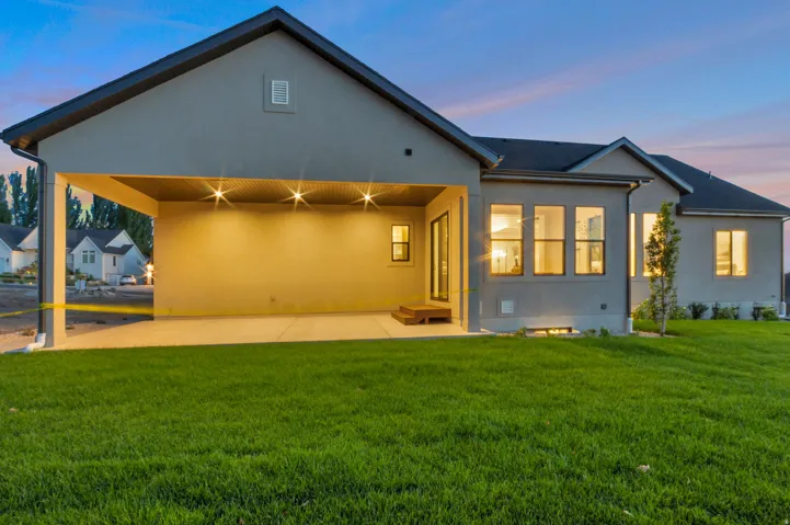 136 W Summerhill Ln, Centerville, Utah 84014
