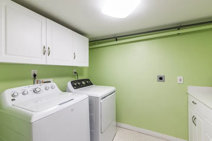 4221 S Fortuna Way, Salt Lake City, Utah 84124