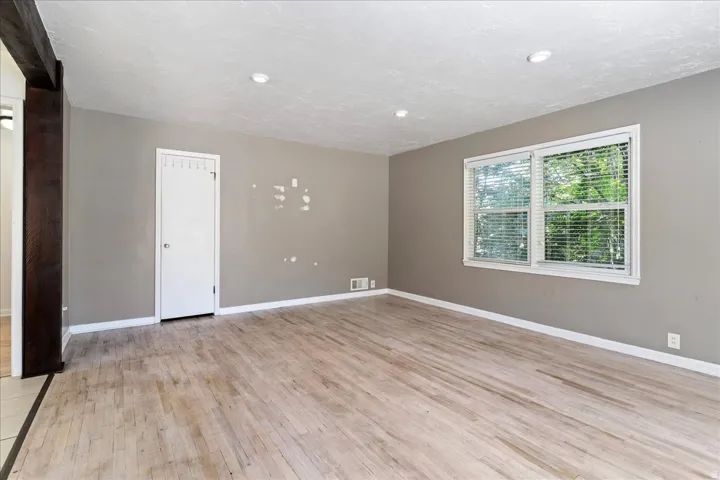 15 E Sylvia Dr, South Ogden, Utah 84405