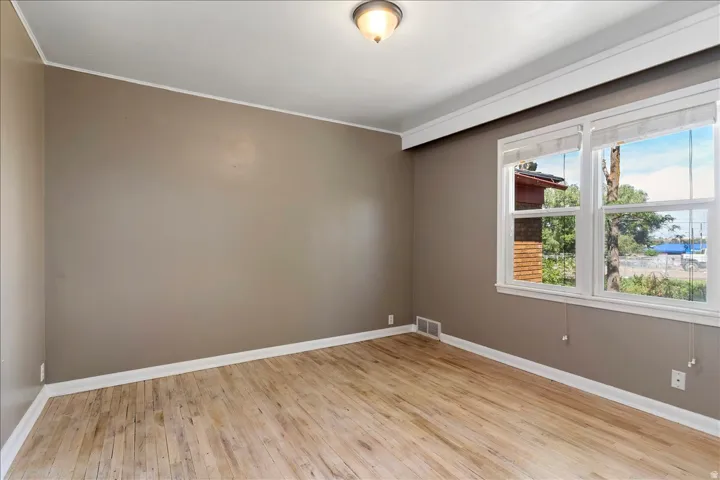 15 E Sylvia Dr, South Ogden, Utah 84405