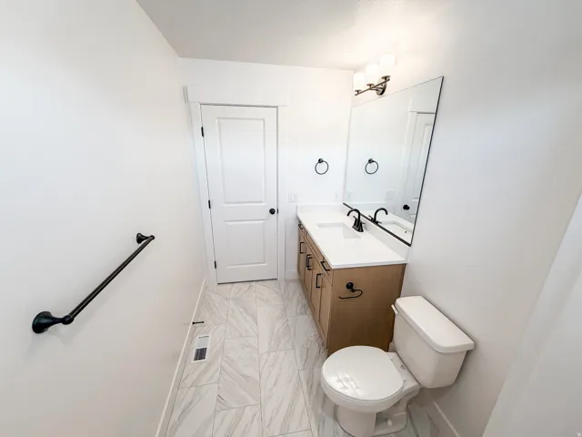 1769 W Rivergate Dr #204, Logan, Utah 84321