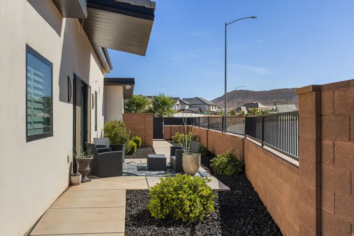 ADU private patio space.