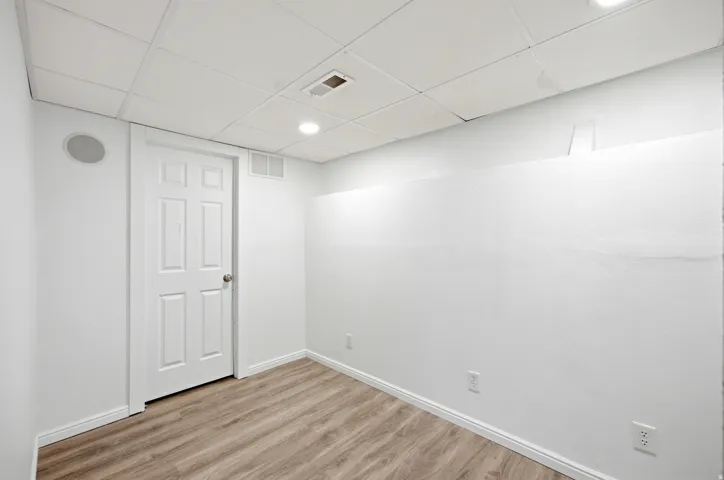 6272 S 400 E, Murray, Utah 84107