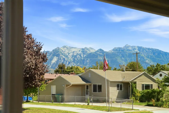 6272 S 400 E, Murray, Utah 84107