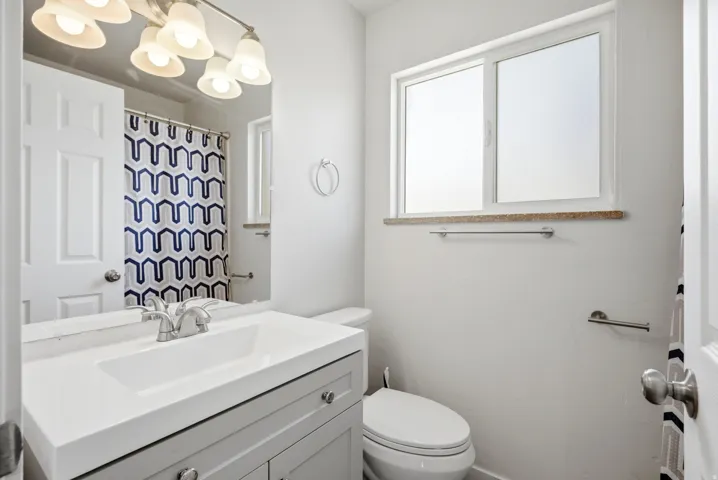 6272 S 400 E, Murray, Utah 84107