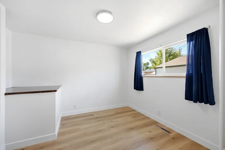6272 S 400 E, Murray, Utah 84107