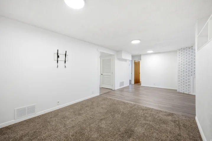 6272 S 400 E, Murray, Utah 84107