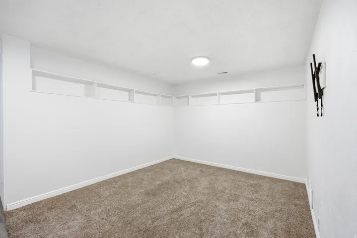 6272 S 400 E, Murray, Utah 84107