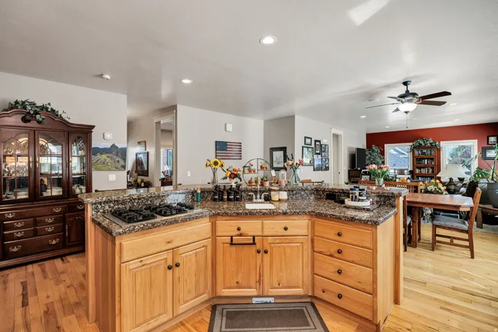 770 Eagleview Dr, Providence, Utah 84332