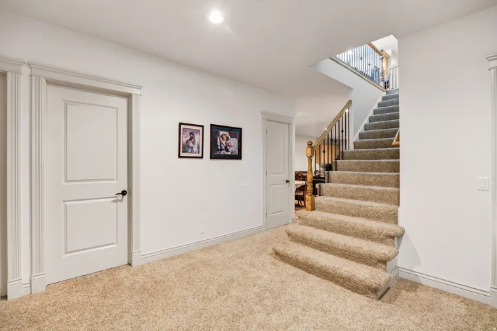 770 Eagleview Dr, Providence, Utah 84332