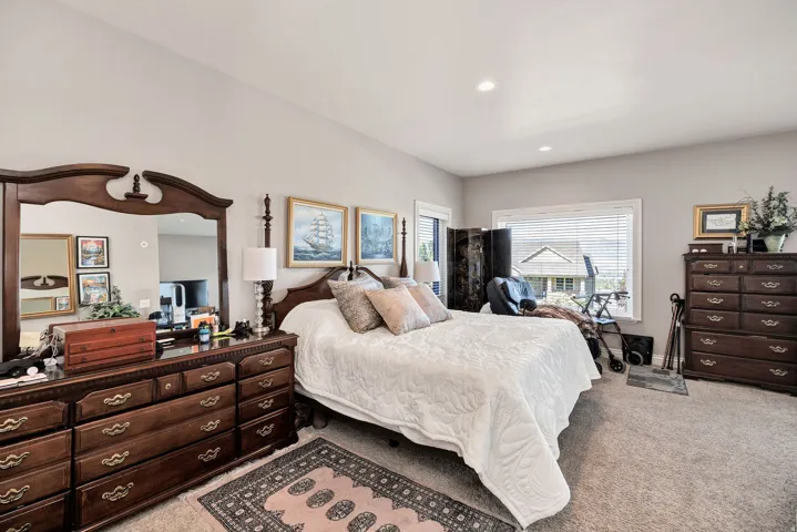 770 Eagleview Dr, Providence, Utah 84332