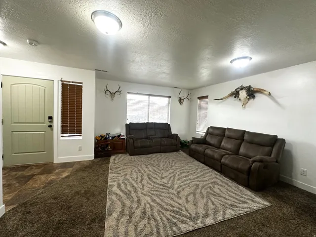 471 N Cottonwood Cir, Roosevelt, Utah 84066