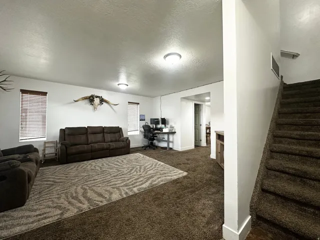 471 N Cottonwood Cir, Roosevelt, Utah 84066