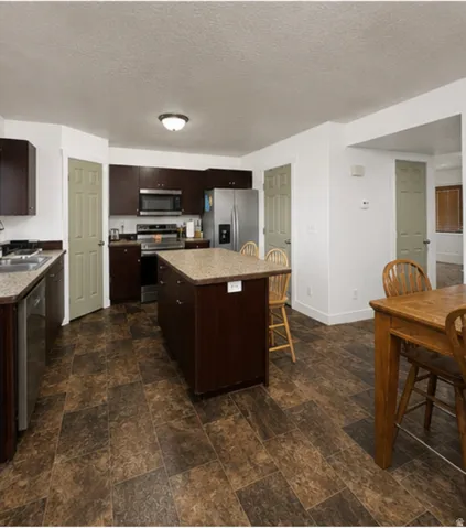 471 N Cottonwood Cir, Roosevelt, Utah 84066