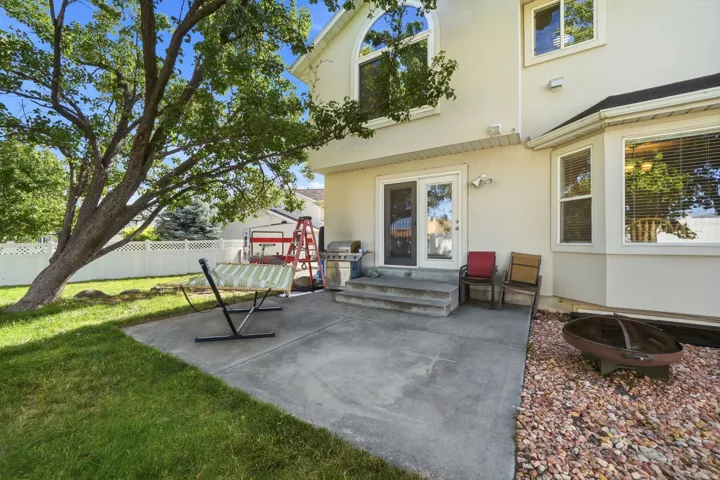 Large Shaded Patio Area