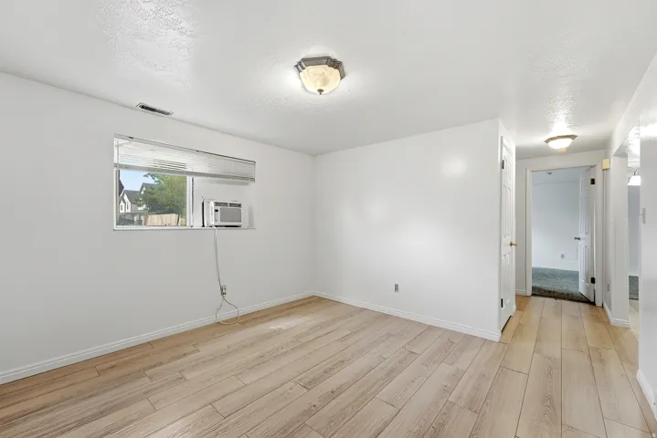 620 E 950 S, Clearfield, Utah 84015