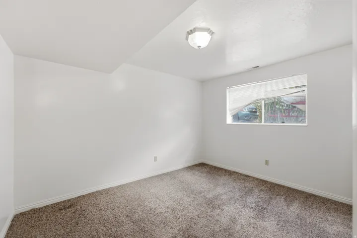 620 E 950 S, Clearfield, Utah 84015