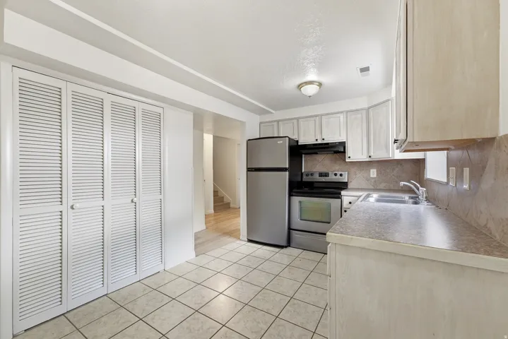 620 E 950 S, Clearfield, Utah 84015