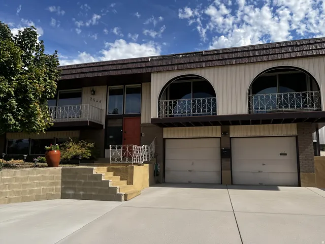 2546 E Campus Dr, Cottonwood Heights, Utah 84121