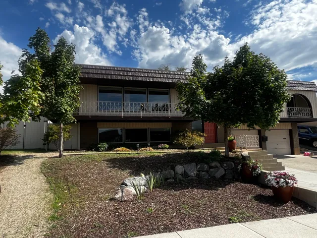2546 E Campus Dr, Cottonwood Heights, Utah 84121