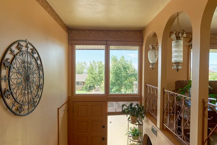 2546 E Campus Dr, Cottonwood Heights, Utah 84121