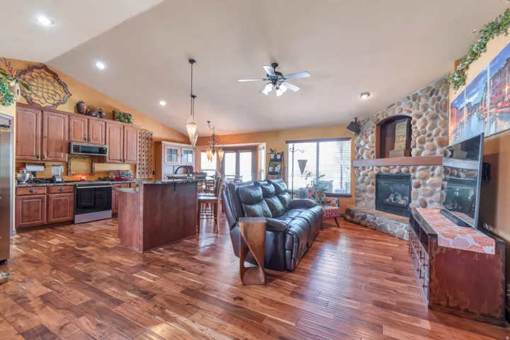 14227 S Rosaleen Ln, Herriman, Utah 84096