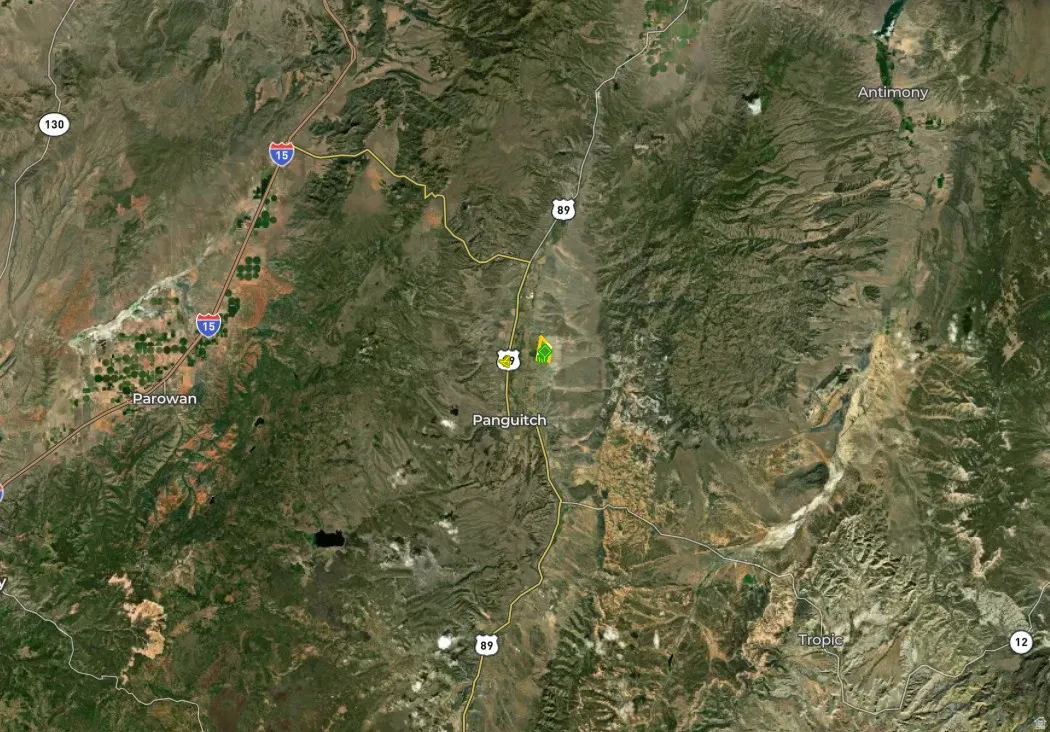 Satellite Map. Displaying the geographic location of the property within a regional context