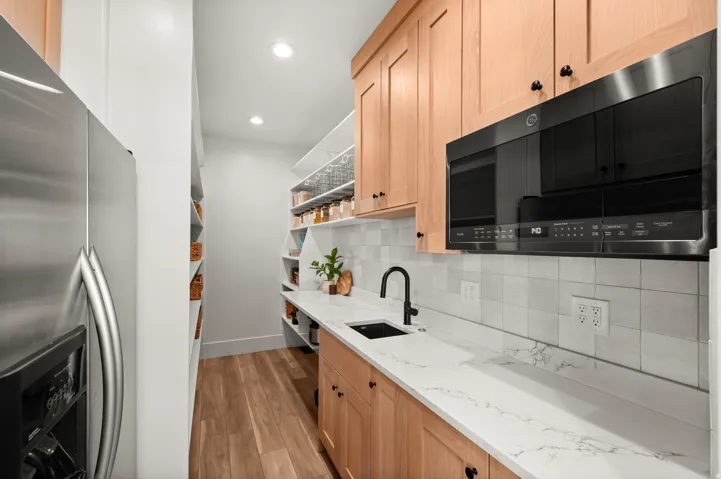 3203 E Fernwood Dr, Layton, Utah 84040