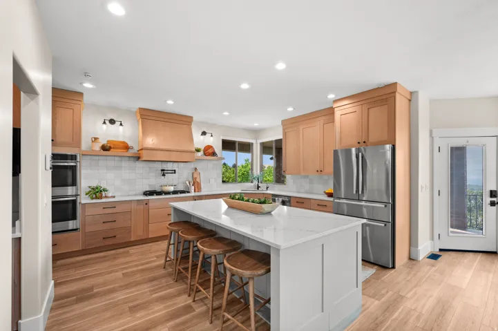 3203 E Fernwood Dr, Layton, Utah 84040