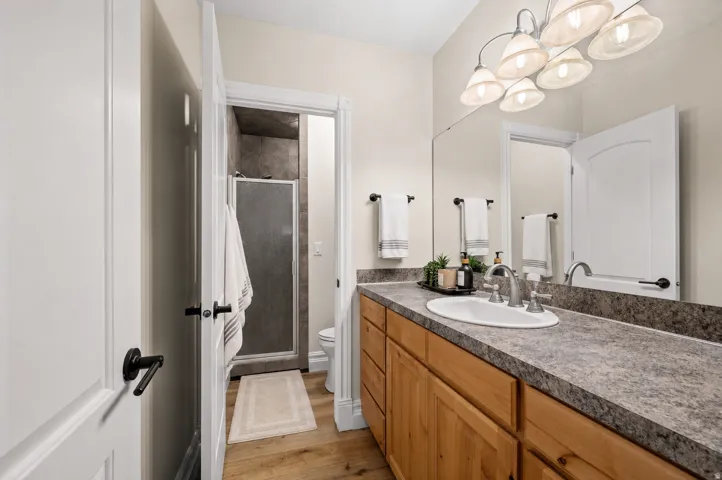 3203 E Fernwood Dr, Layton, Utah 84040
