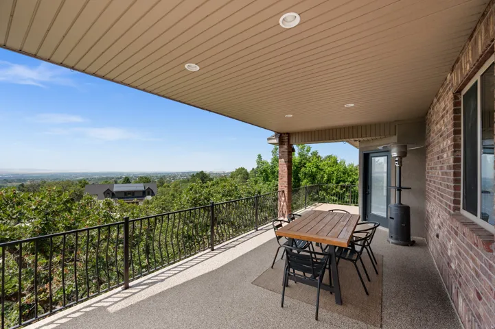 3203 E Fernwood Dr, Layton, Utah 84040