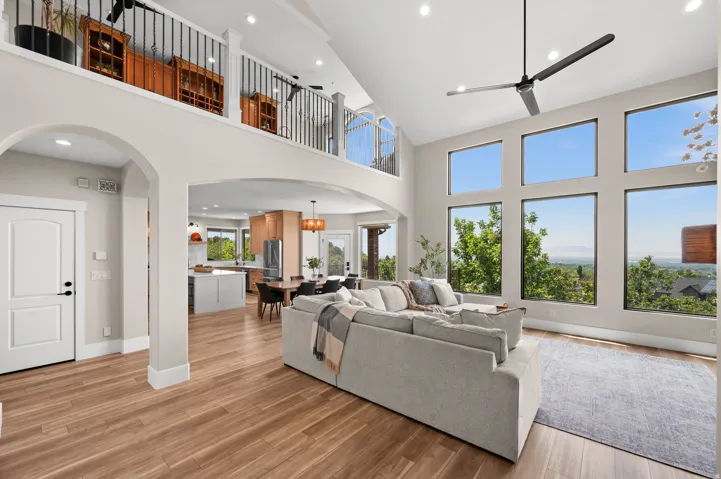 3203 E Fernwood Dr, Layton, Utah 84040