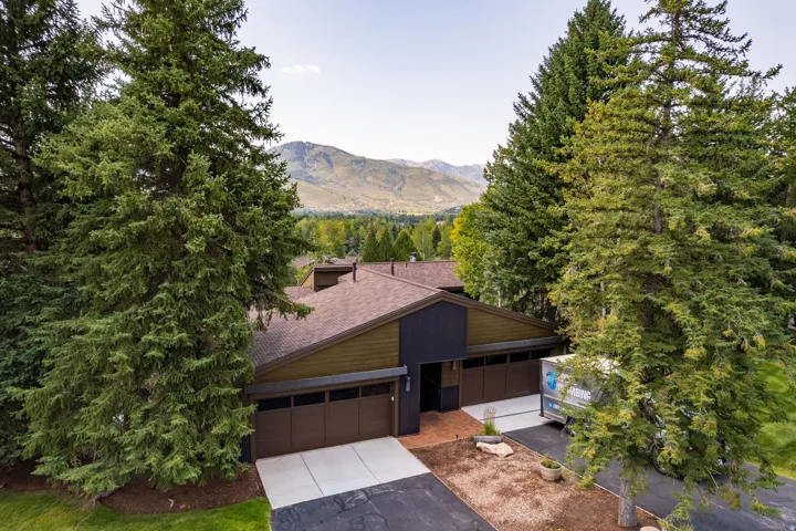 2505 Fairway Village Dr.