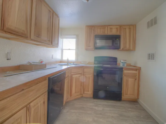95 E Center St, Kamas, Utah 84036
